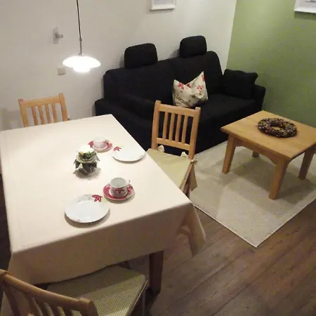 Kirschner Apartment